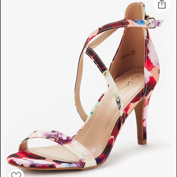 Floral heels (Size 7.5) - Picture 11 of 16